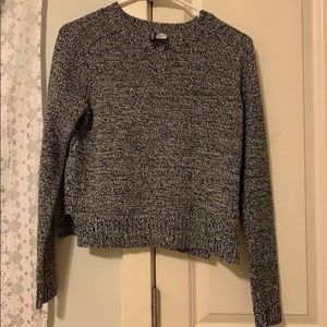 h&m cropped sweater